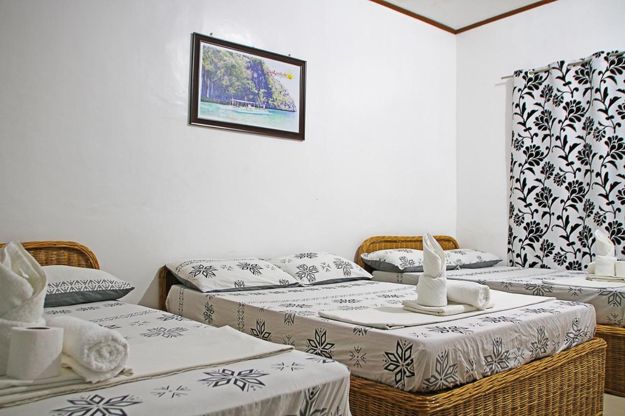 Mario'S Travellers Inn Корон Екстериор снимка
